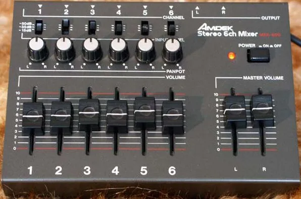 Amdek MXK-600 Stereo 6ch Mixer