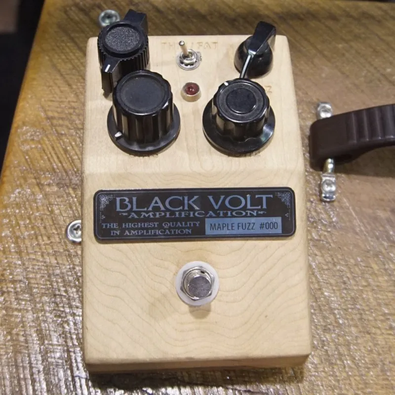 Black Volt Amplification Maple Fuzz