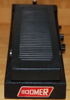 Boomer W-Fuzz - 8-Transistor Fuzz-Wah