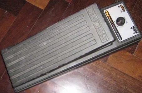 Boss FV-200 Keyboard Volume