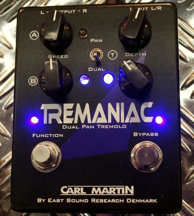 Carl Martin Tremaniac - Dual Pan Tremolo