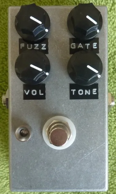 Casimir Effects Pedals Entropy Fuzz