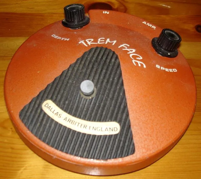 Dallas-Arbiter Trem Face