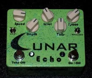 DMB Pedals Lunar Echo