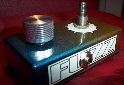 Dragonfly FX Fuzz Saw
