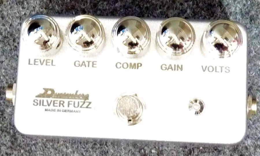 Duesenberg Silver Fuzz