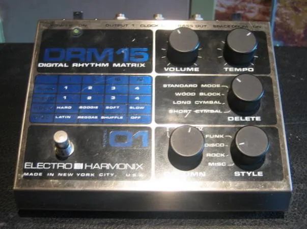 Electro-Harmonix DRM15 Digital Rhythm Matrix model 01