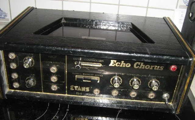 Evans ES-1 Echo Chorus