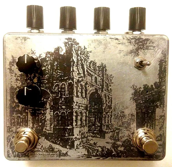 Ezhi & Aka Moomindrone