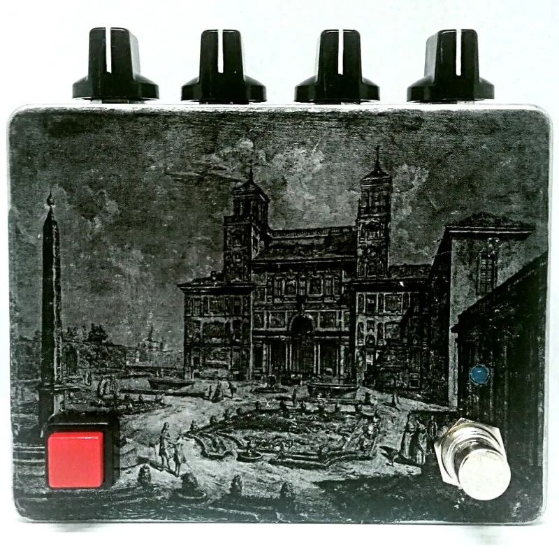 Ezhi & Aka Mr. Glitchy