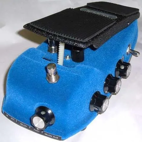 fOXX Fuzz & Wa & Volume