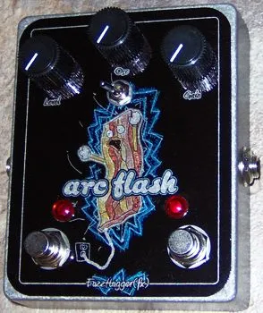 FuzzHugger(fx) Arc Flash Oscillator