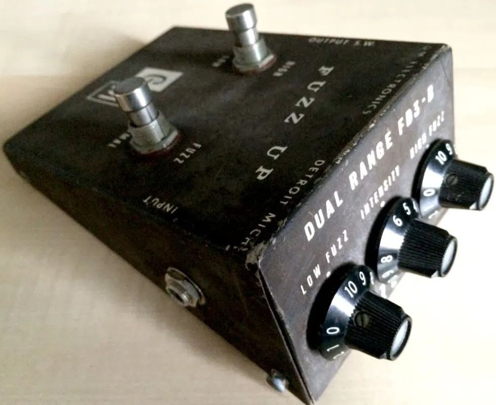 G.M. Electronics FD3-B Dual Range Fuzz Up