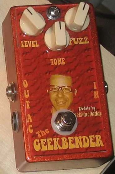 GeekMacDaddy The Geek-Bender