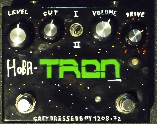 GreyDressedBoy Hoba-Tron