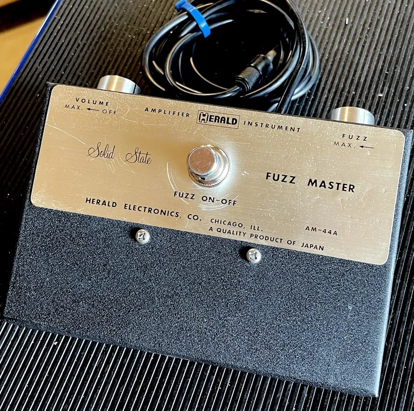 Herald Electronics AM-44A Fuzz Master