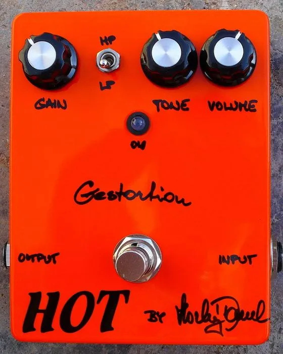 Hot Amplifiers Gestortion - Distortion