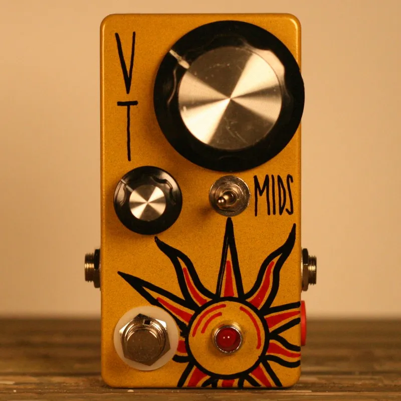 Hungry Robot Pedals The Midnight Sun