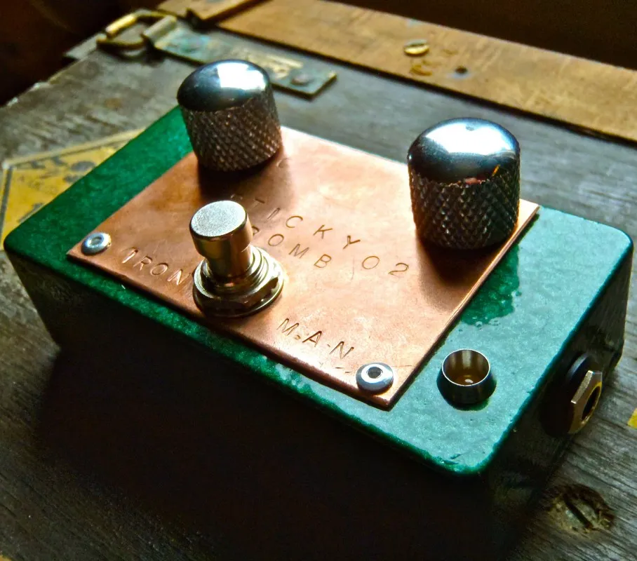 Ironman Effects The Sticky Bomb - Distortion