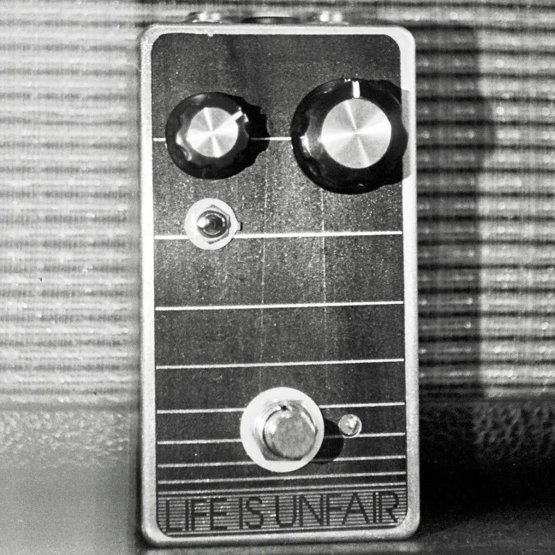 Life Is Unfair Pale Spectre - Tremolo/Boost/Heterodyne Modulator