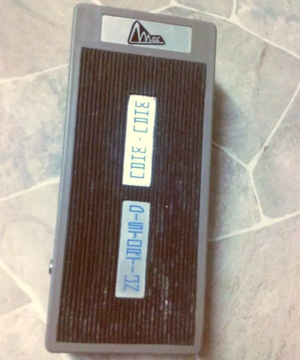 Mac Whau-Whau Distortion