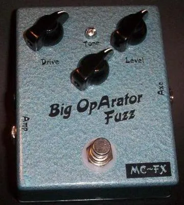 MC-FX Big OpArator Fuzz