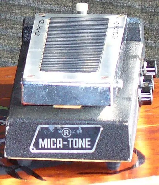 Mica-Tone Multi Effect Pedal