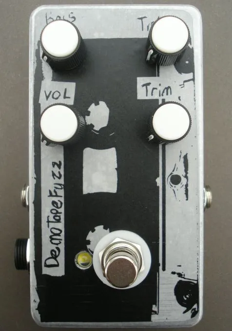 Mid-Fi Electronics Demo Tape Fuzz