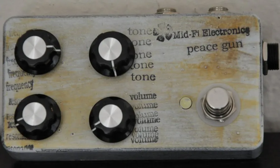 Mid-Fi Electronics Peace Gun