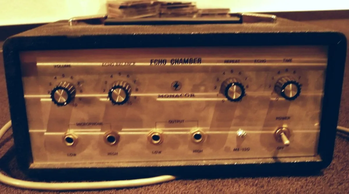 Monacor ME-130 Echo Chamber