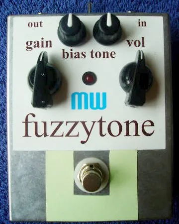 MW Hand-Built Pedals Fuzzytone Deluxe