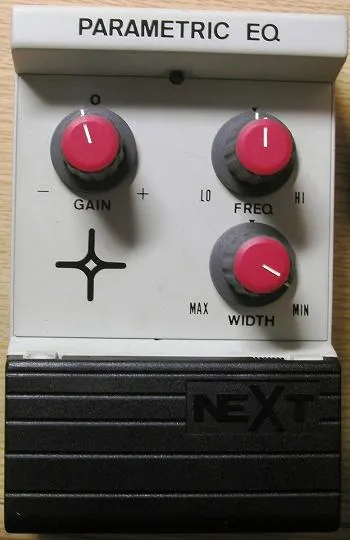 Next PQ-400 Parametric EQ