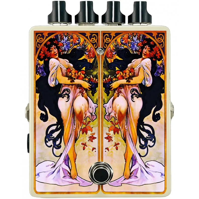 Red Witch Delilah - Ultra Rare Fuzz