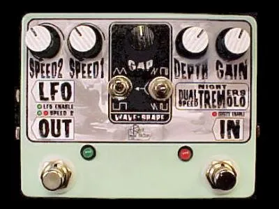 Robot Factory Night Tremers - Dual Speed Tremolo