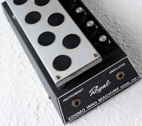 Royal CW-1 Cosmo Wah Machine