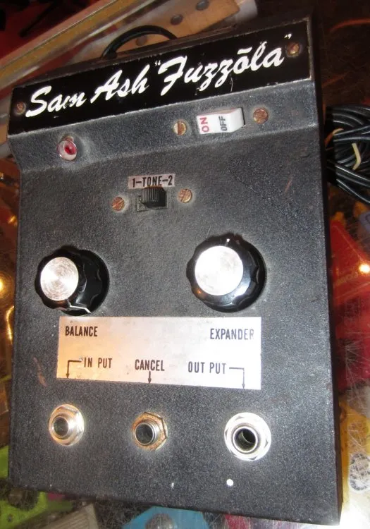 Sam Ash Fuzzola