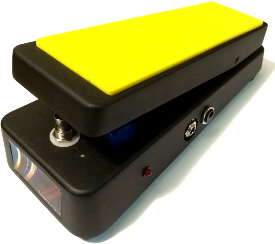 Saturnworks Cosmic Wah