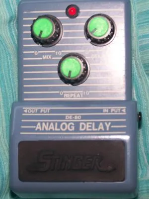 Stinger DE-80 Analog Delay