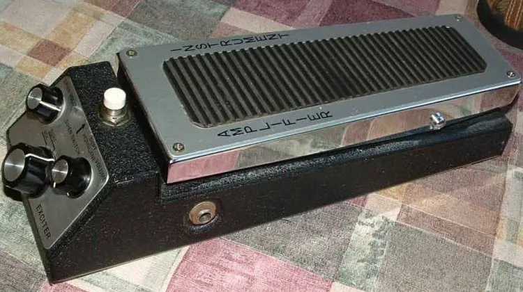 Tempo model 122 Super Effect Exciter
