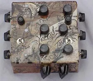 Troubled Variance Tri-Wave