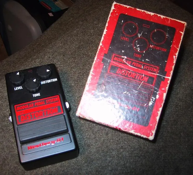 Westbury W-01 Distortion