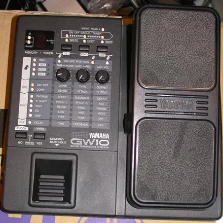 Yamaha GW10 Guitar Performance Effector