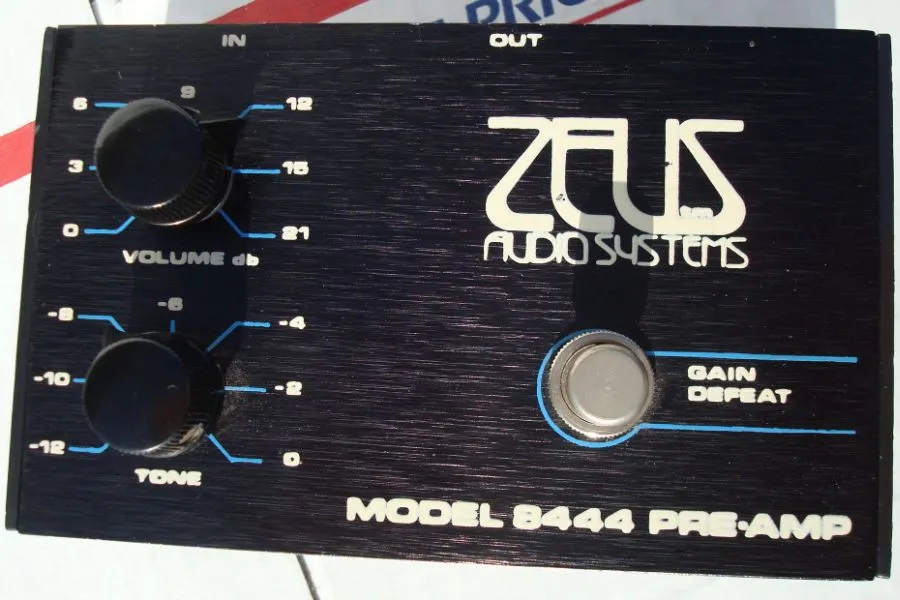 Zeus model 8444 Pre-Amp